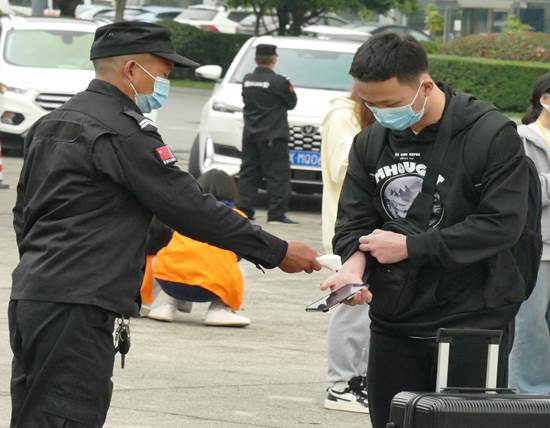 6C5E194F4D15A2E69F42CE019E25CDA3